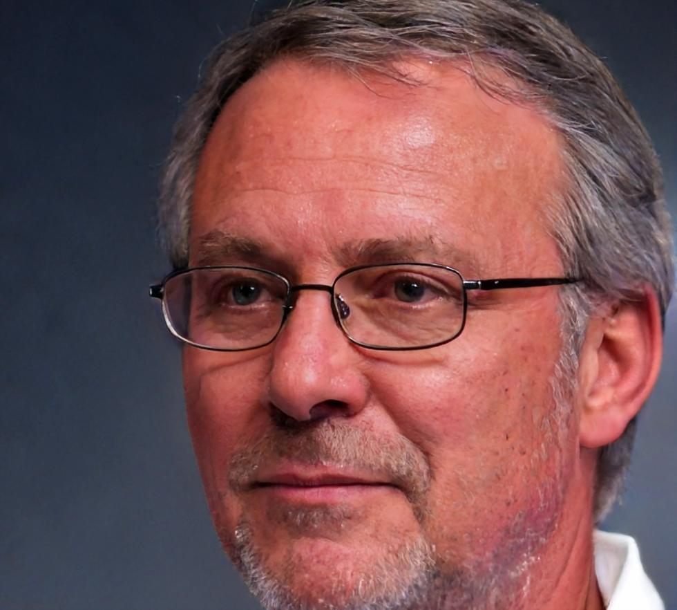 Marcus Hoffmann, Financial Reporting Director